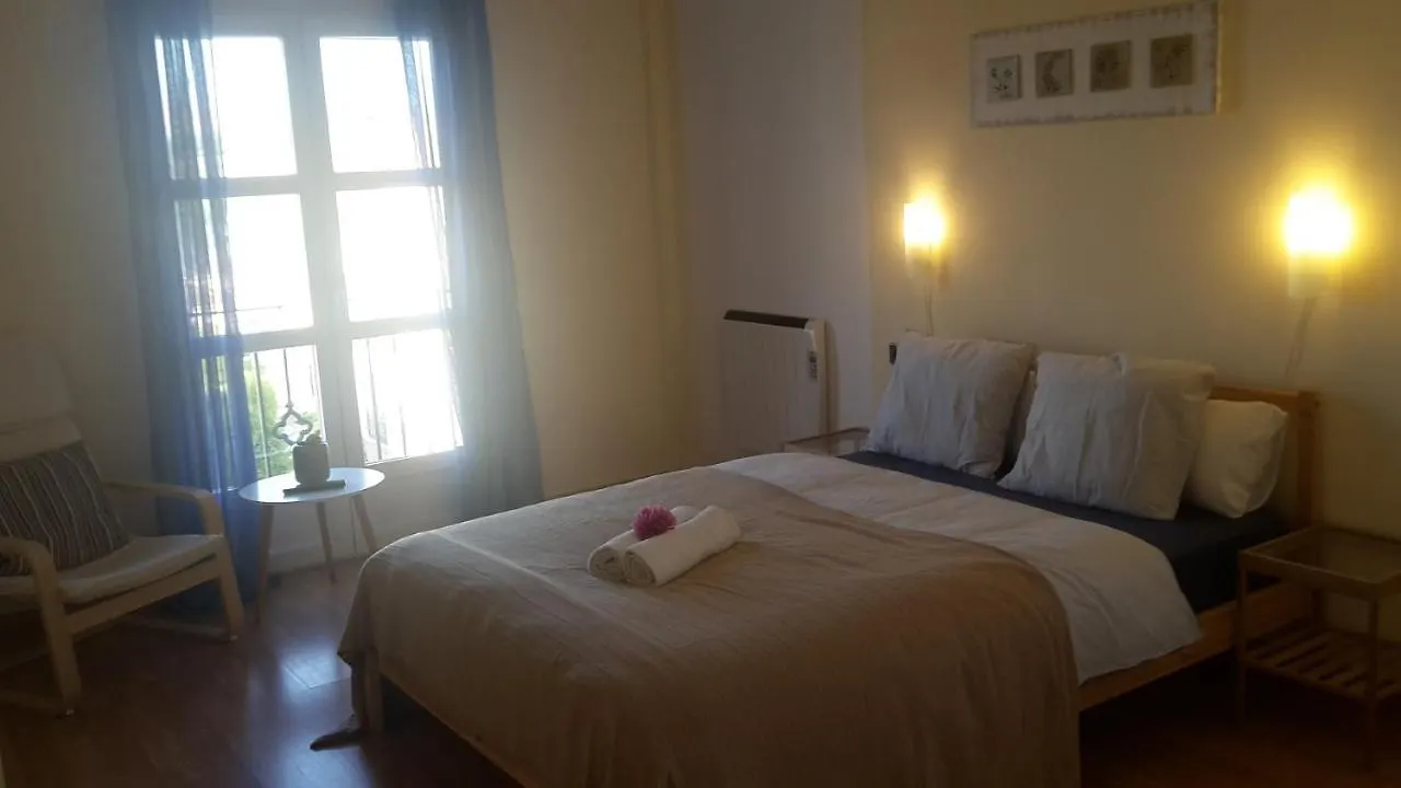 Chalet Trolio Bed & Breakfast Alhendín